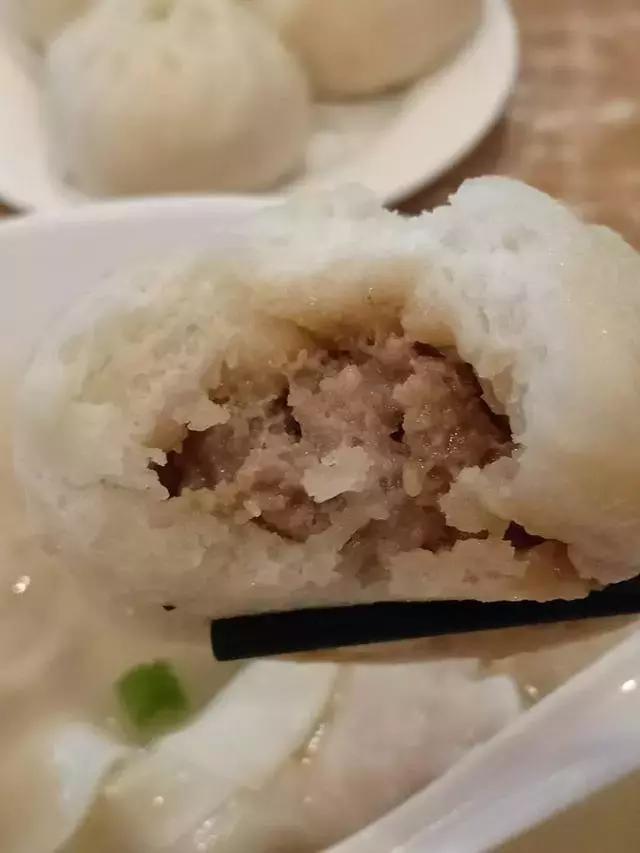 来成都带你去逛春熙路吃小吃,成都吃的特色美食攻略春熙路周围