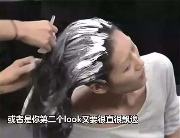 刘雯一年参加了几场时装周,刘雯时隔三年再登秀场气势依旧