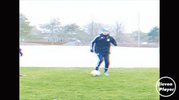 哪些小孩子就能学的足球过人技巧,足球实用的技巧过人