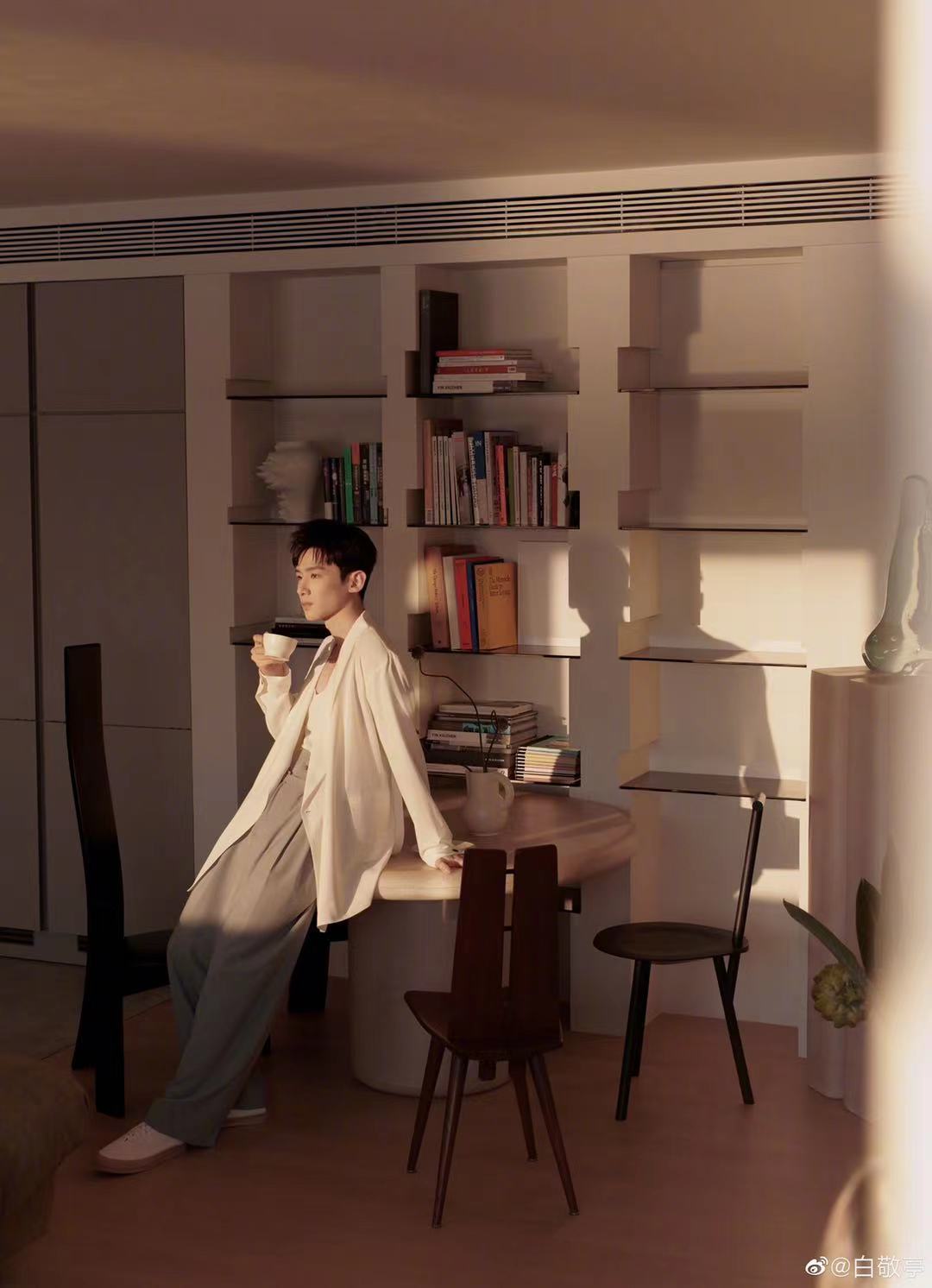 白敬亭家世 (白敬亭的家世)