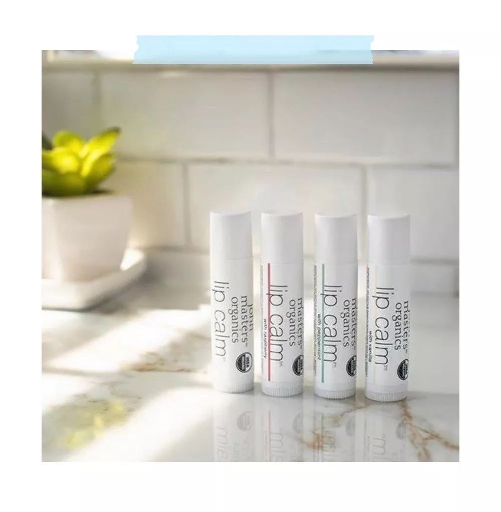 雅诗兰黛哪个色适合黄皮深唇,浆果色唇釉雅诗兰黛