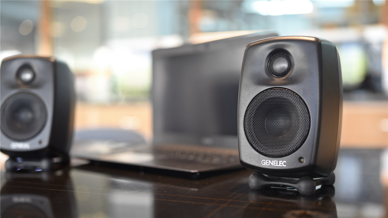 g-one闊崇 (鐪熷姏g one 闊崇)