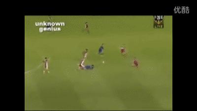 球王也假摔？盘点C罗假摔