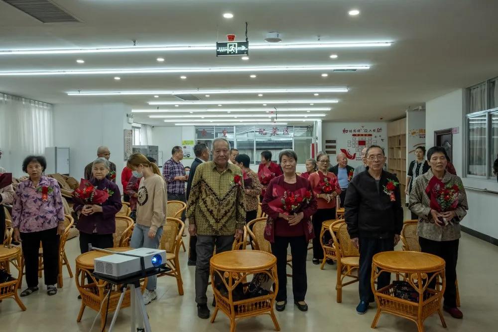 莆田市妇联举办邻里有“她”·“爱在夕阳”金婚、钻石婚纪念活动