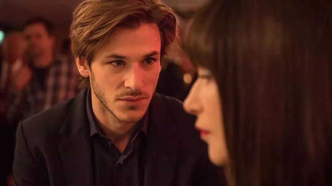 女人没有爱情谁对她好就跟谁走,女生没有爱情谁对她好她就跟谁走