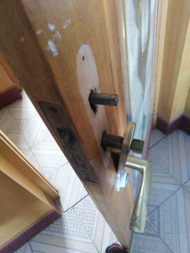 双执手锁拆卸图解,双锁体门锁怎么安装