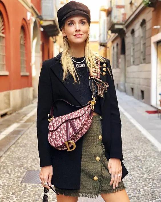 快来get这款潮酷腋下包吧,腋下包轻奢小众lisa