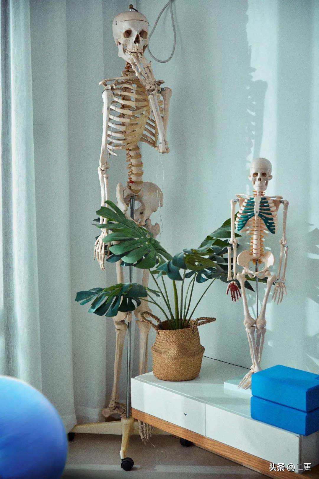 从发廊小工到瑜伽老师，她说我才32岁，有比结婚更重要的事