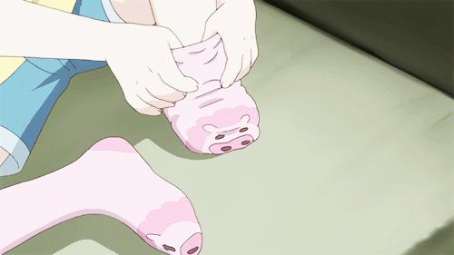 央视曝光致癌染料超标袜子,央视曝光部分袜子致癌染料超标