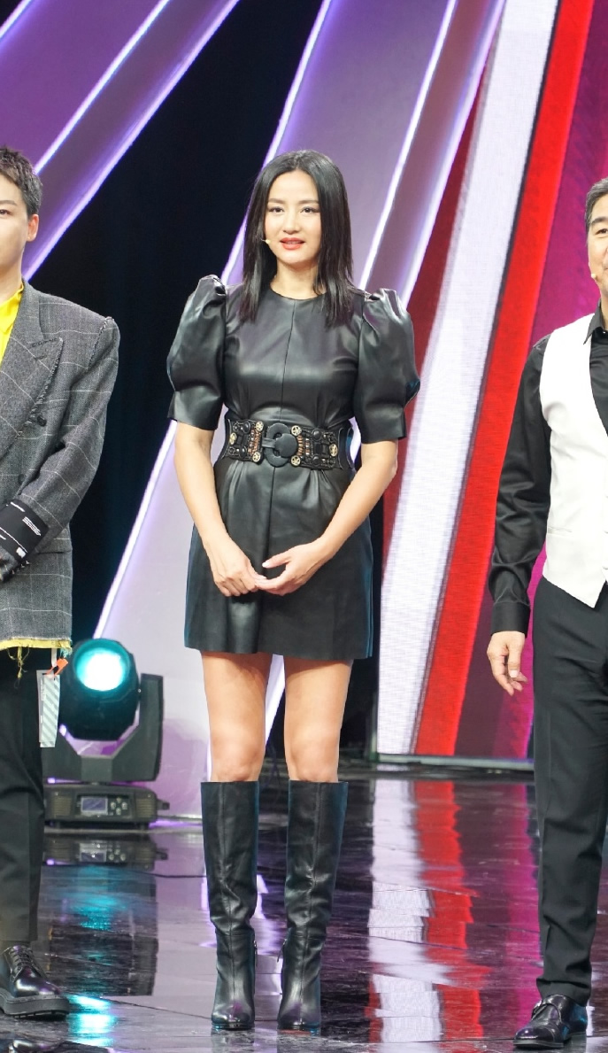 瞿颖年轻时穿搭,瞿颖穿搭