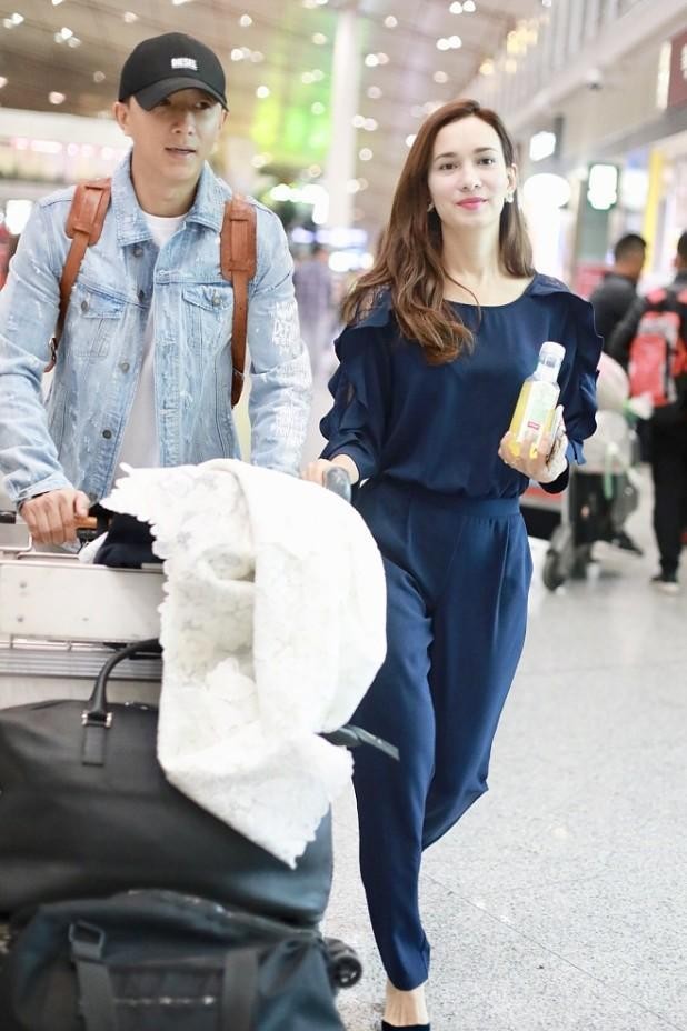 牛仔外套韩庚,韩庚牛仔外套搭配图片