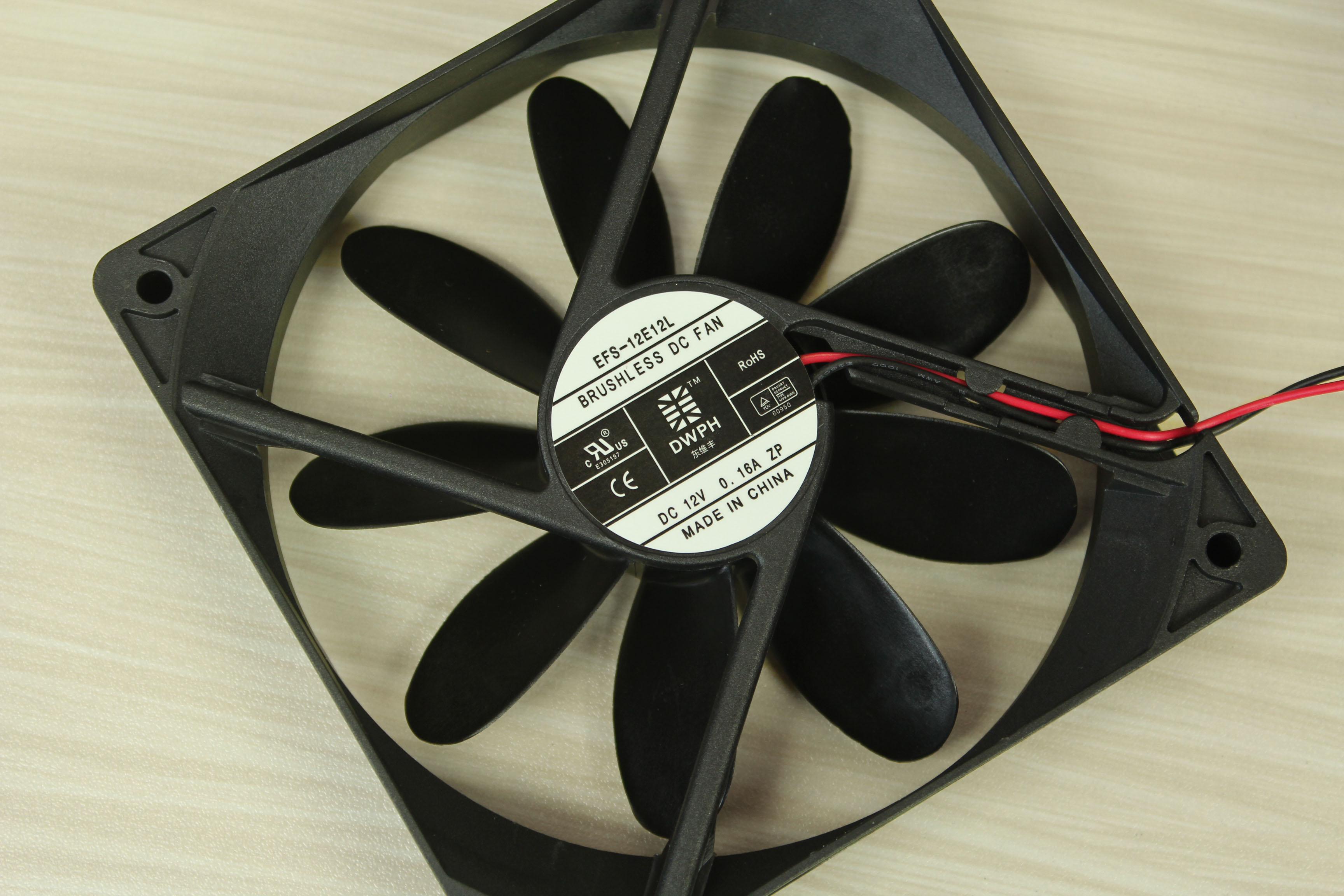 鑫谷gp700p黑金版和白金版的区别,鑫谷gp700p和原版区别