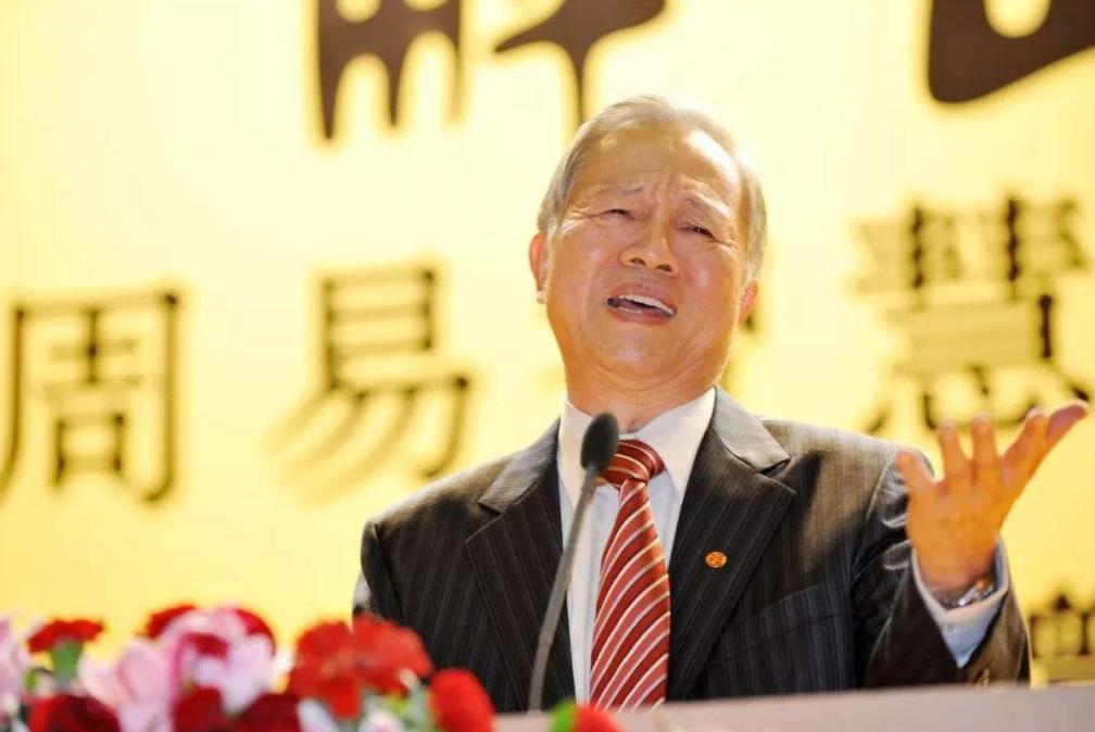 曾仕强讲世界上是否有鬼神存在,曾仕强教授讲人死了有鬼吗