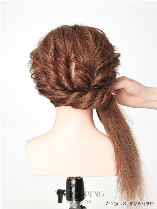 复古气质优雅发簪盘发,优雅气质新娘盘发