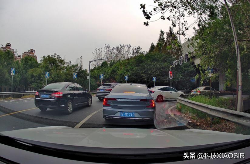 70迈a500s-1行车记录仪买多大内存卡,70迈行车记录仪a500s后摄像头安装