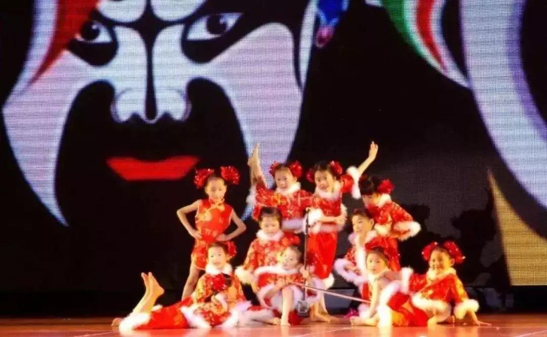 西安圣诞打卡地,西安圣诞打卡附近