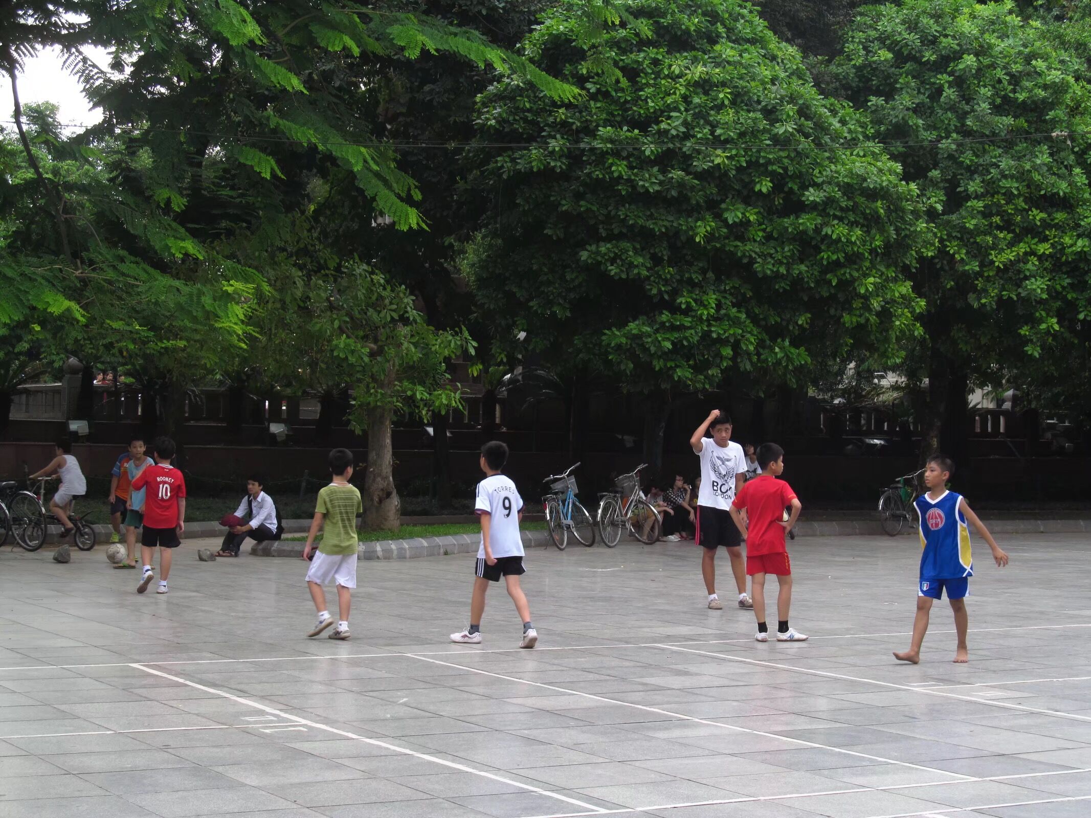 骑摩托游越南,骑自行车去越南旅游视频