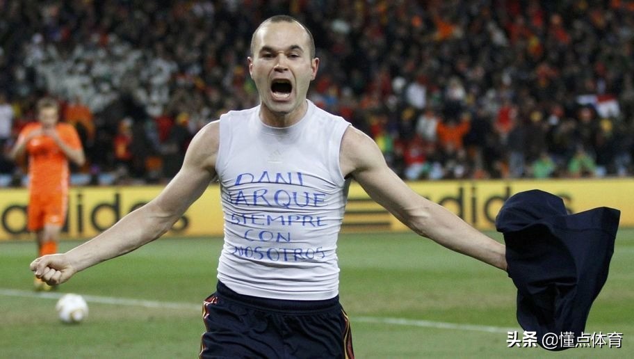 足球最难忘的视频,十大足球难忘瞬间