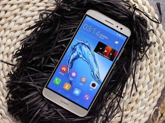 从3299降到1799的手机,华为手机99900元左右哪款好