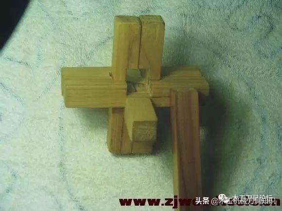 鲁班锁十角图解,鲁班锁三根拼法