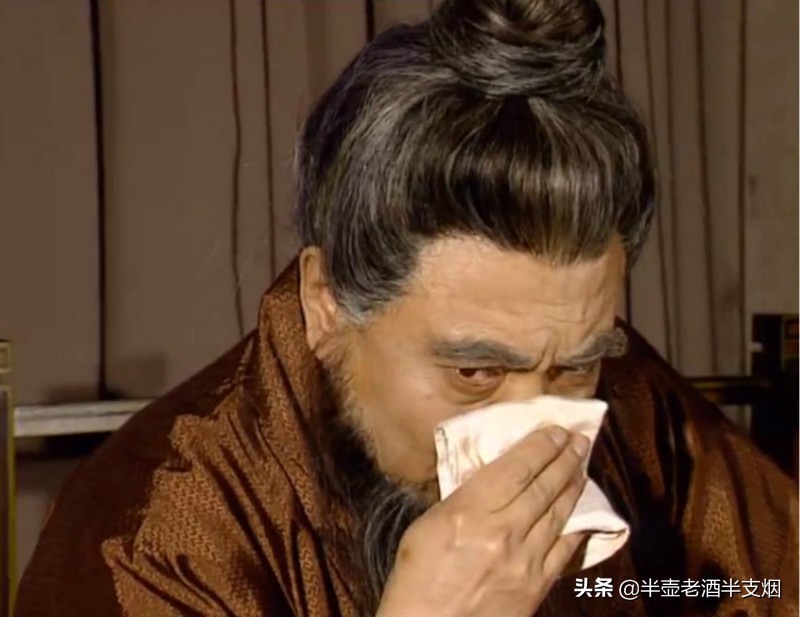 被曹操乱棒打杀的美姬，有没有可能是糜竺的妹妹或是刘备的女儿？