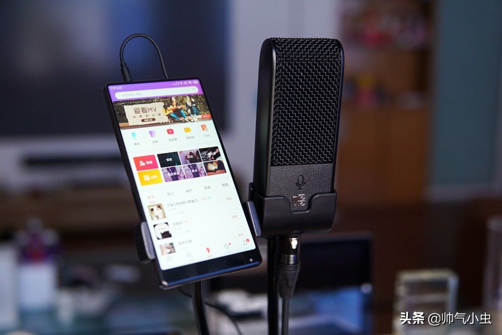 售价999元，用了之后，才发现我离那些主播只差一张好声卡