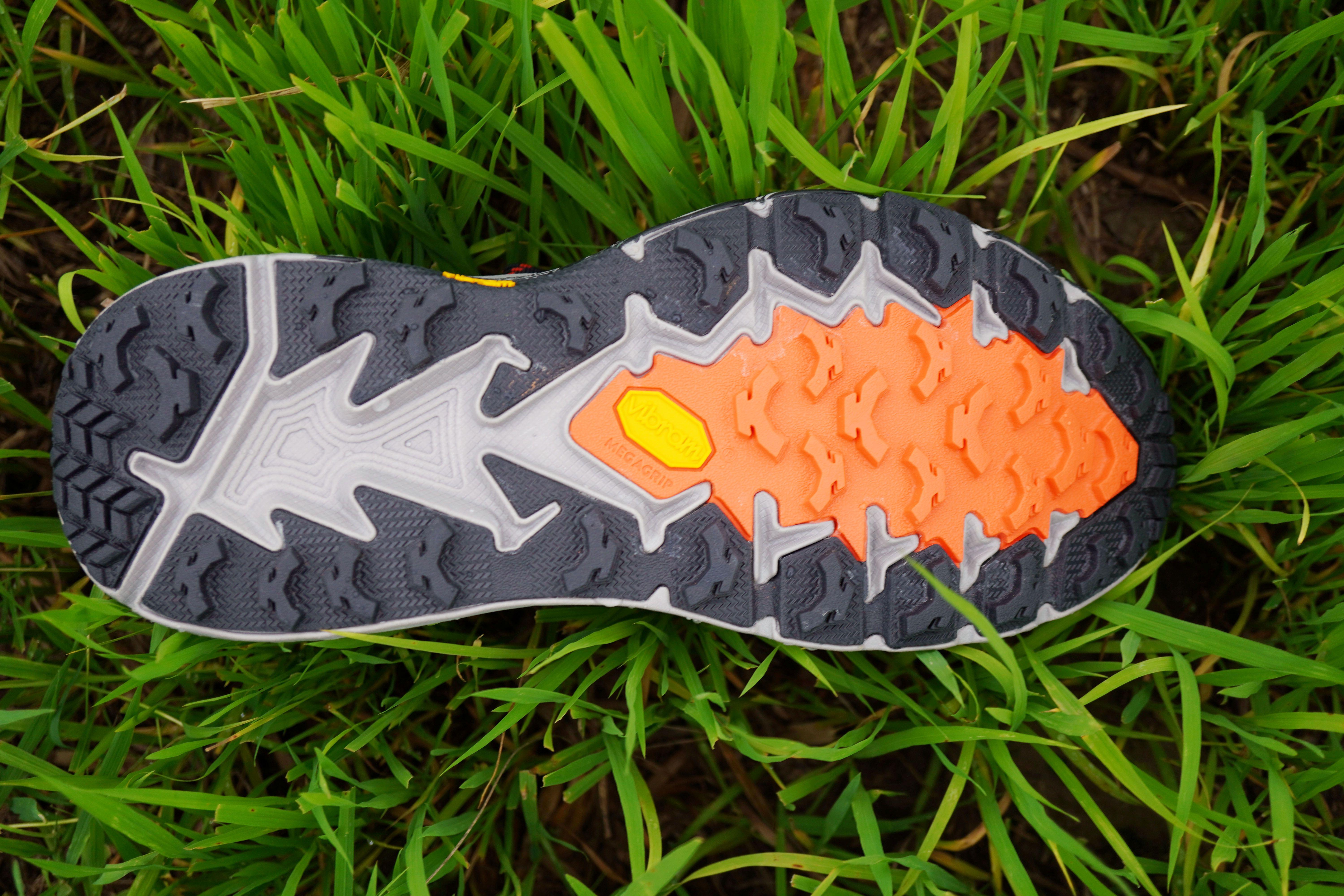 飞速羚羊4跑鞋祥云版,飞速羚羊4代跑鞋适合公路跑吗