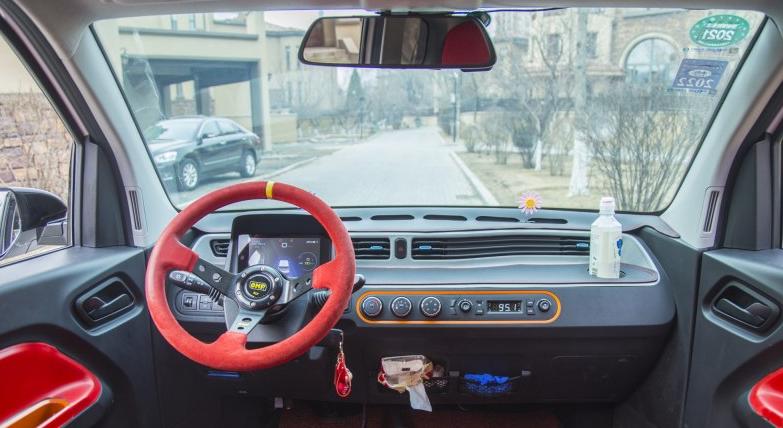 宏光mini车主潮改秀,最低配宏光mini改装最佳案例