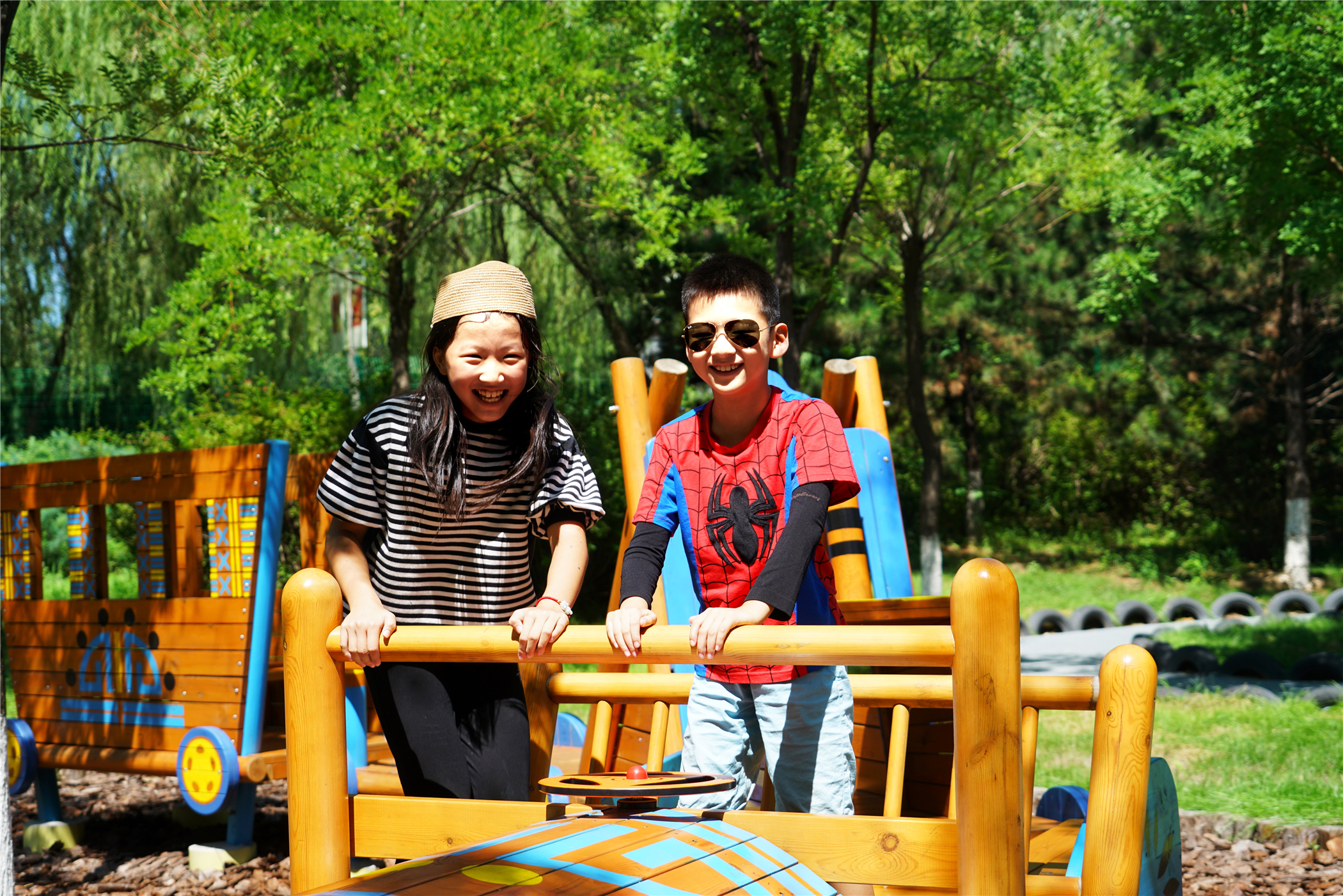 中国首家运动主题乐园,中国皮影戏乐园