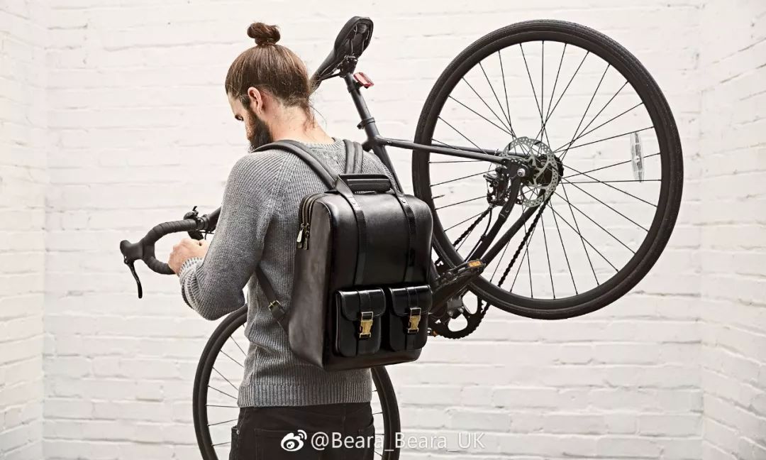 职业女性背什么包见客户,双肩包可以背一个肩膀