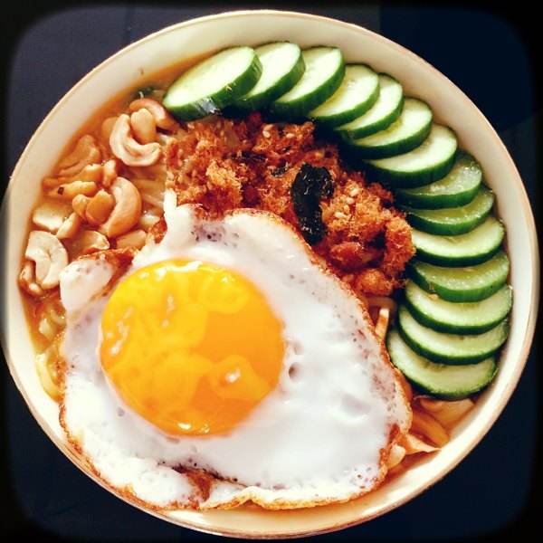 被认为是垃圾食品的方便面其实是有营养价值的，只是要吃对方法