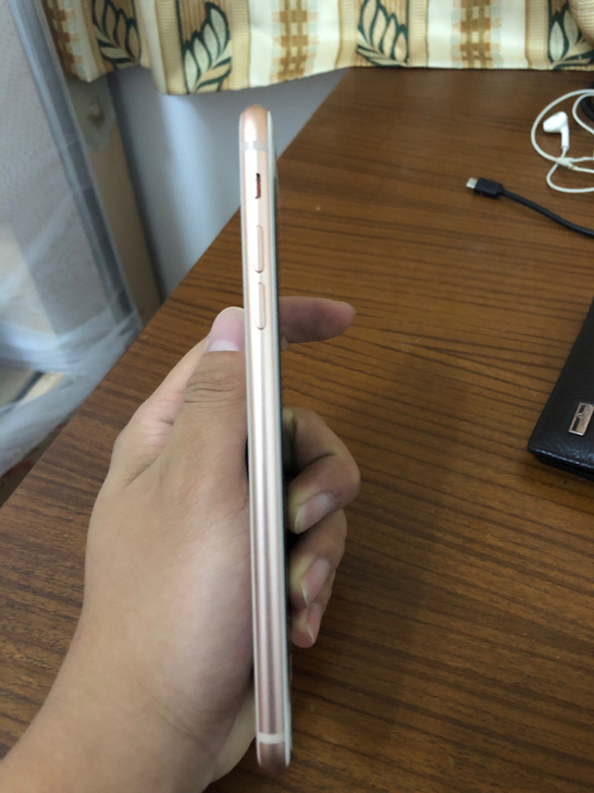 3000元入手的64G港版IPhone8P，到底值不值？用了3天后有点迷茫了