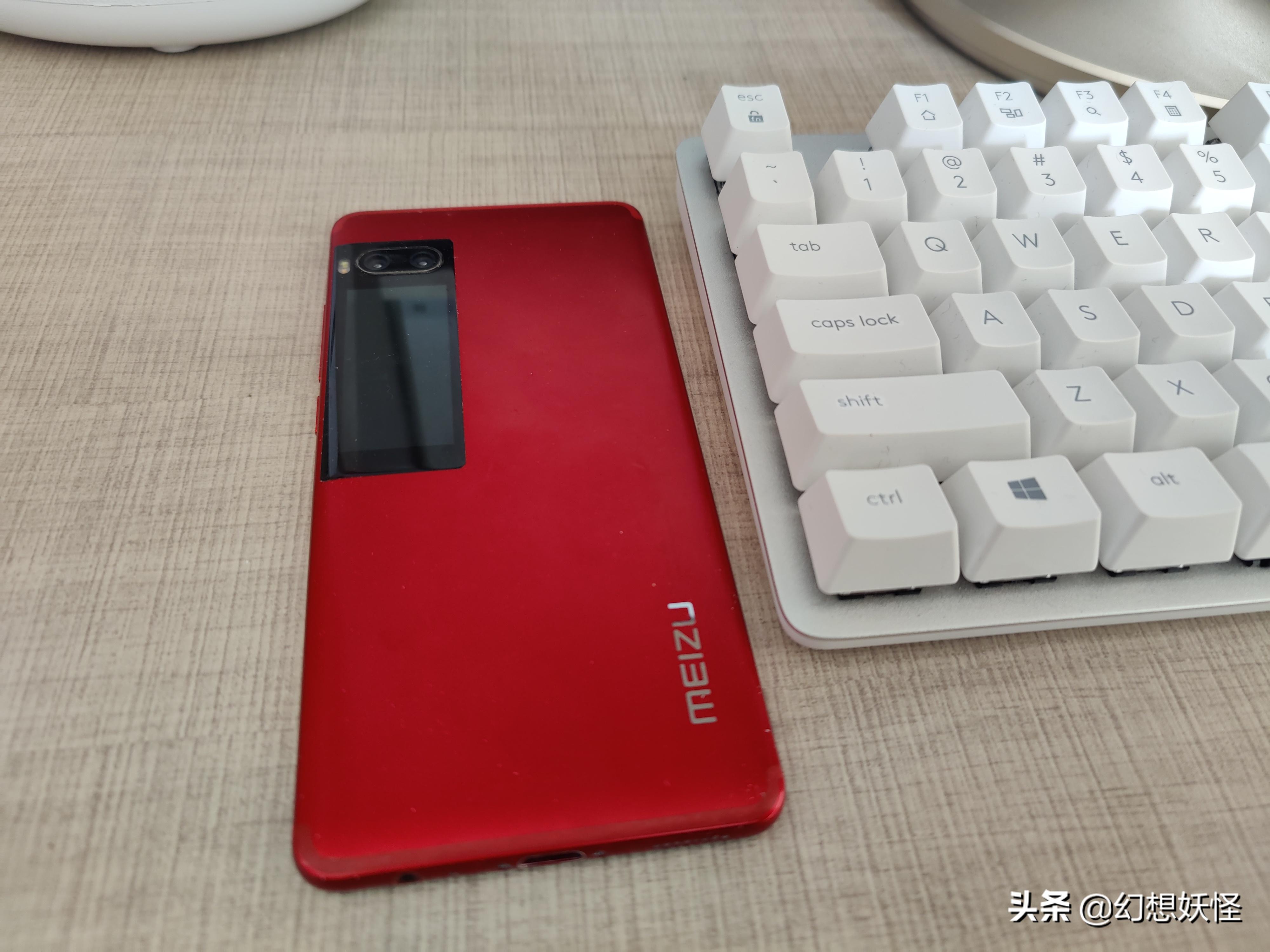 同样的配置为什么华为比vivo贵,小米和华为的高端手机哪个更好