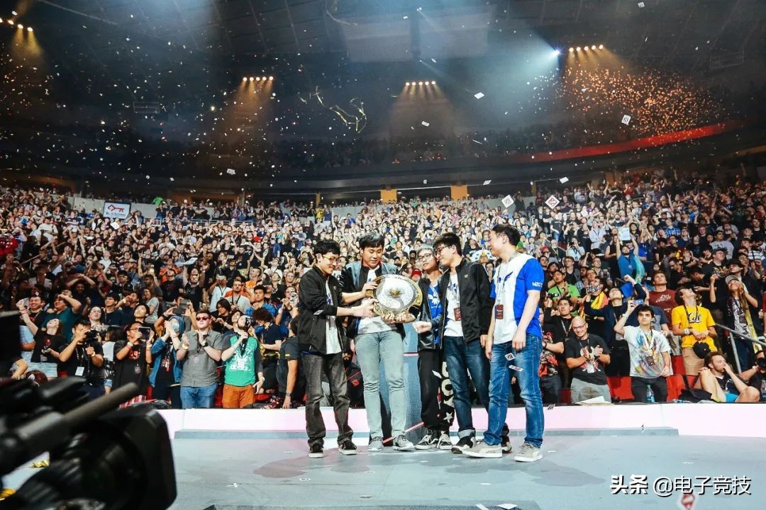 电竞传奇故事,电竞故事短视频