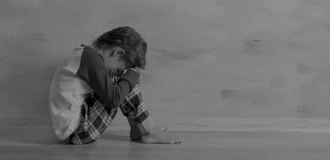 孩子怕比赛输不起怎么办,小孩怕输不敢挑战怎么办