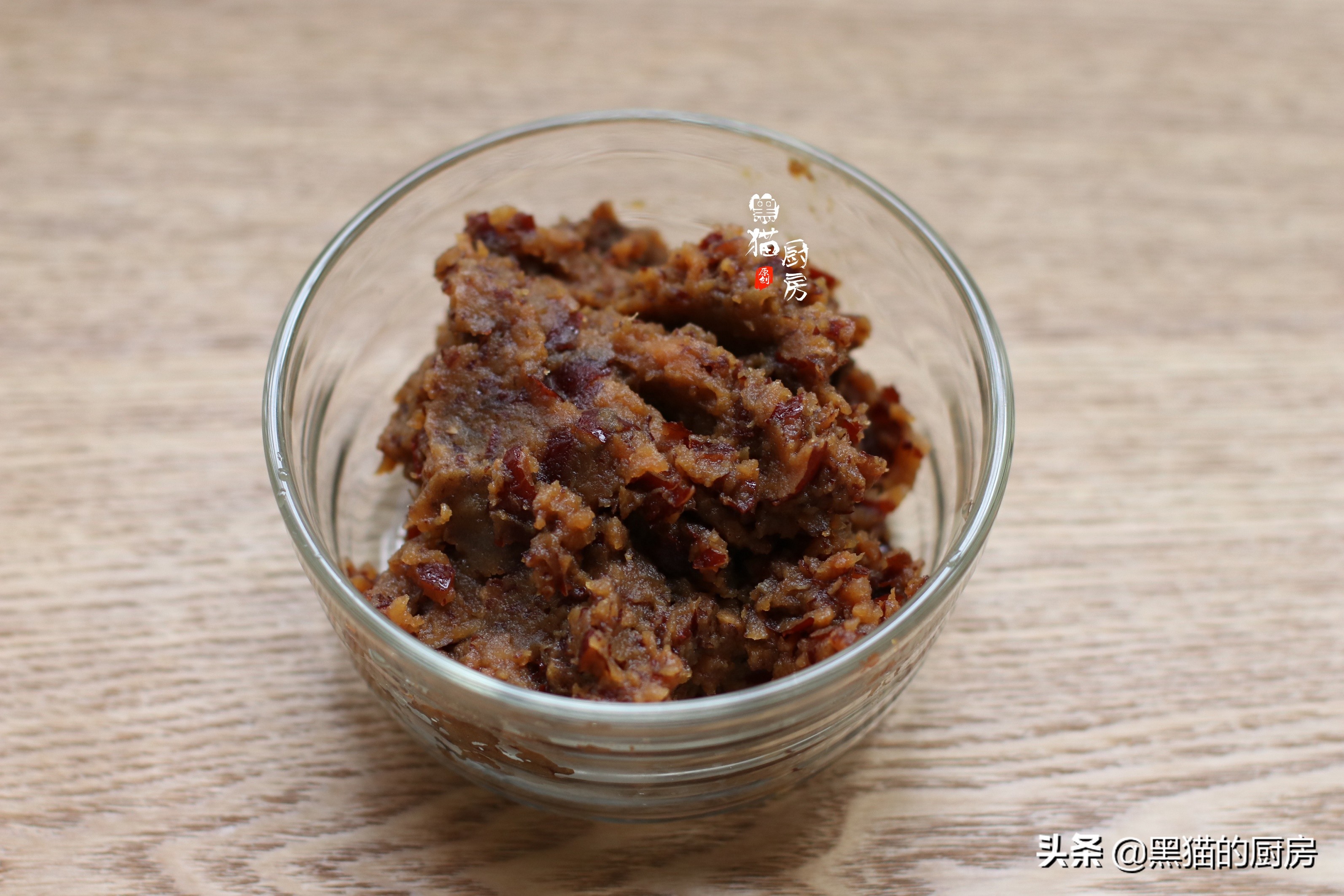 枣糕5个鸡蛋,用5个鸡蛋做的红糖枣糕教程