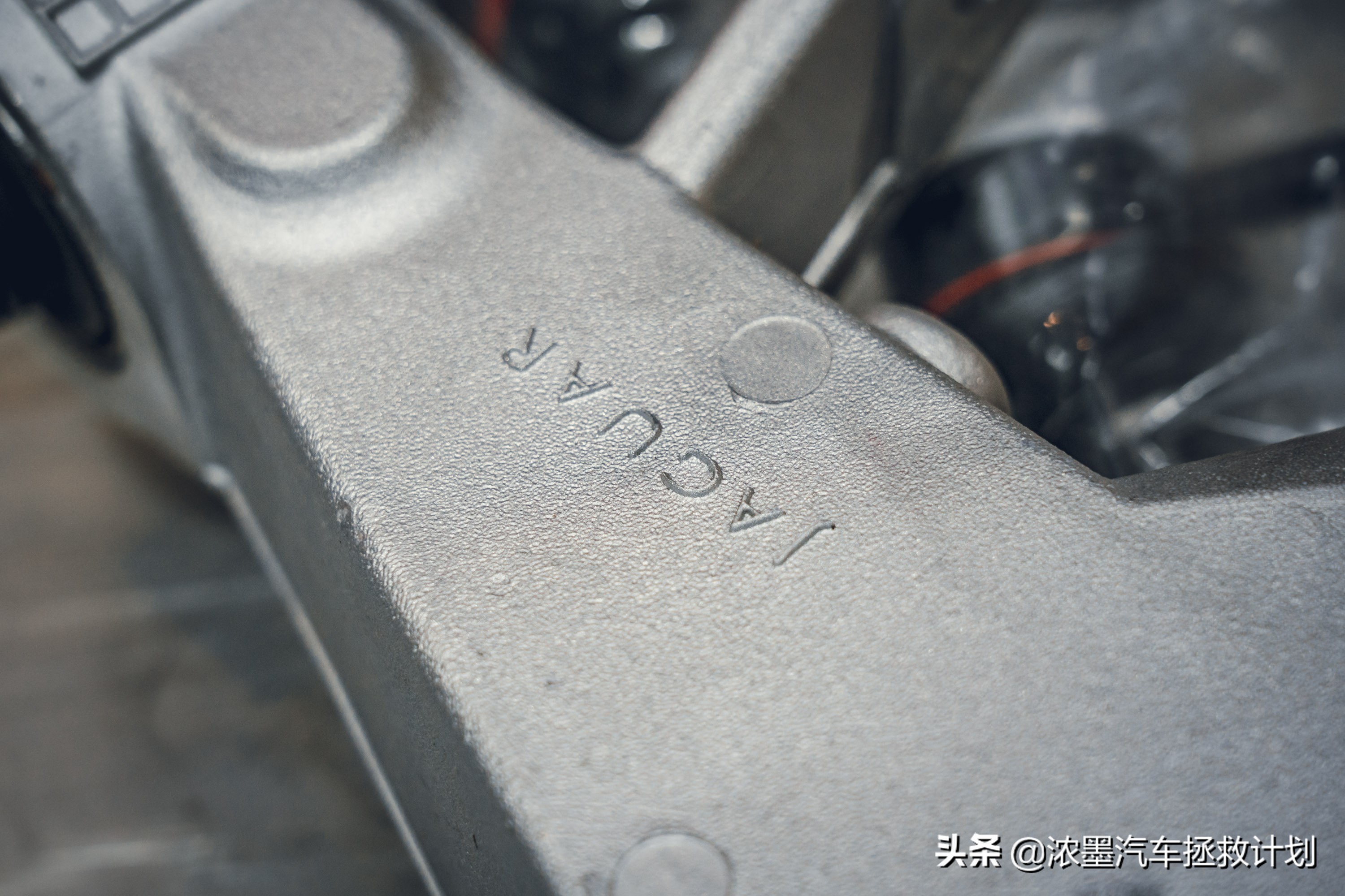 专业维修整备老款捷豹xj系列,老款捷豹xj整备视频