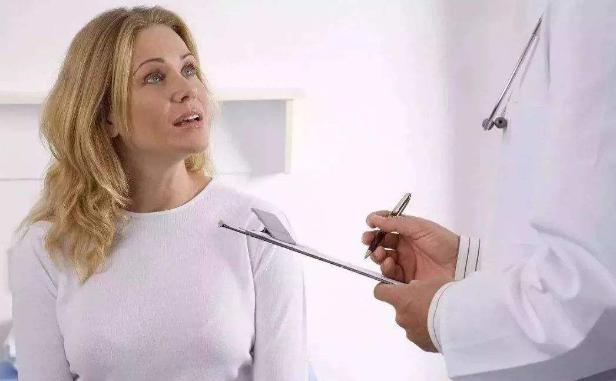 早产将近3个月,新生儿体重仅0.99斤却仍顽强存活,不禁让人感叹