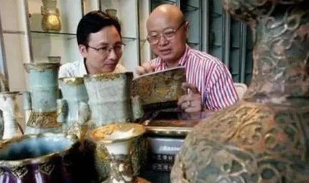 清朝3吨重龙床,福建收藏家收藏清宫龙床照片