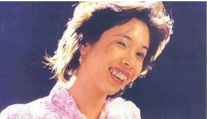 从周星驰到星爷的转变之作,从周星驰到巅峰时期有多帅