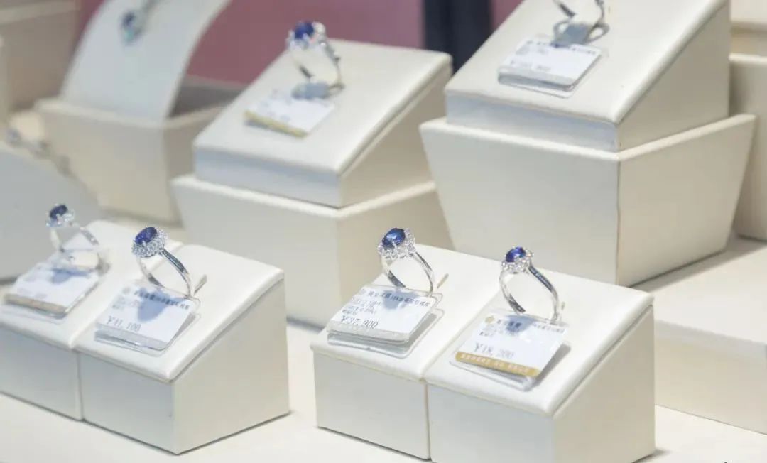 倒计时一天一大波折扣惊喜活动,倒计时15天促销持续升温欲购从速