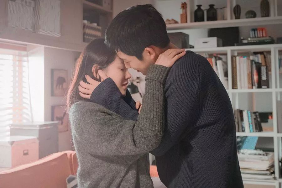 婚姻变坟墓,婚姻既是坟墓也能让你脱胎换骨