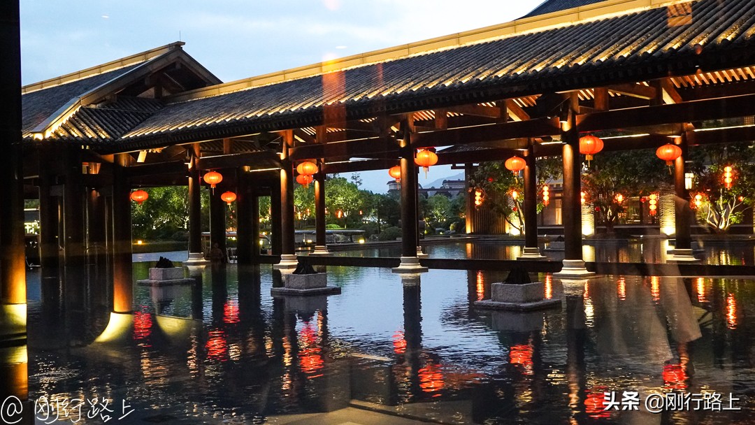 这个假期去哪玩会好一些,来禅泉酒店体验慢生活