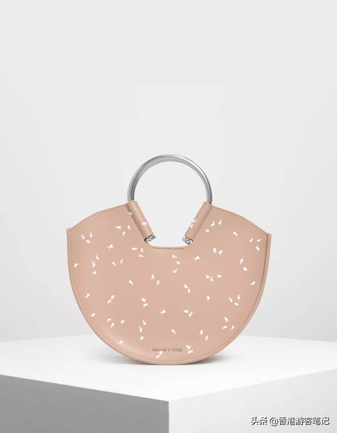 小ck不可以退吗,小ck为什么突然很便宜了