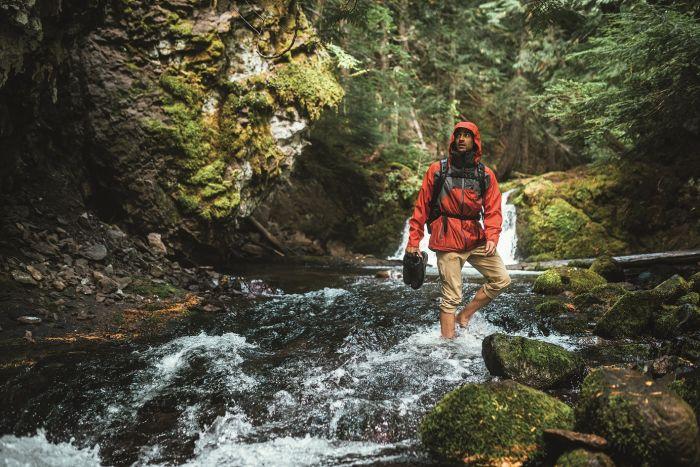 哥伦比亚冲锋衣omnitech,哥伦比亚冲锋衣奥米测评