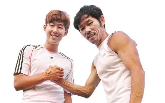 孙兴慜他爸是职业球员吗,孙兴慜父亲是干什么的