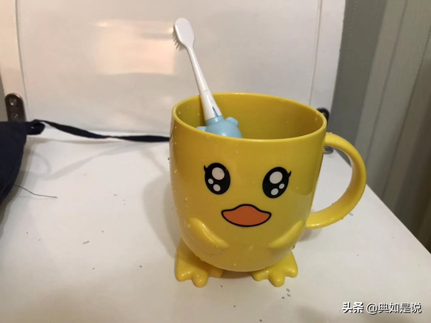 如何让两岁孩子刷牙,两岁多孩子刷牙