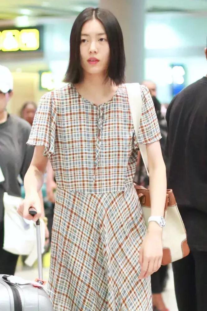 刘雯同款平价包,刘雯同款圆筒包