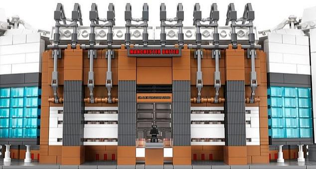 弗爵居家隔离太无聊，向曼联要梦剧场模型！砌3898块积木打发时间