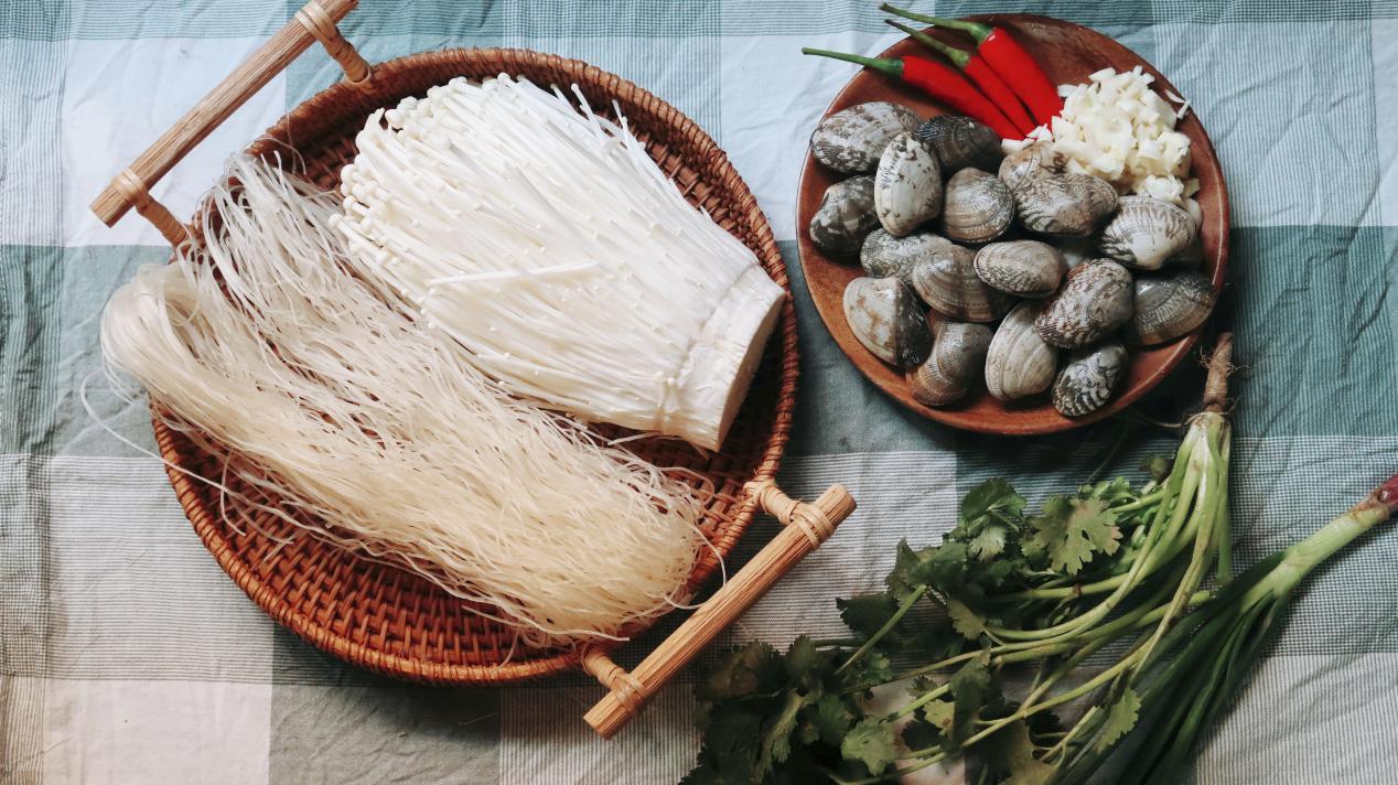 摩飞锅花甲锡纸烤箱版,锡纸花甲粉烤箱咋做